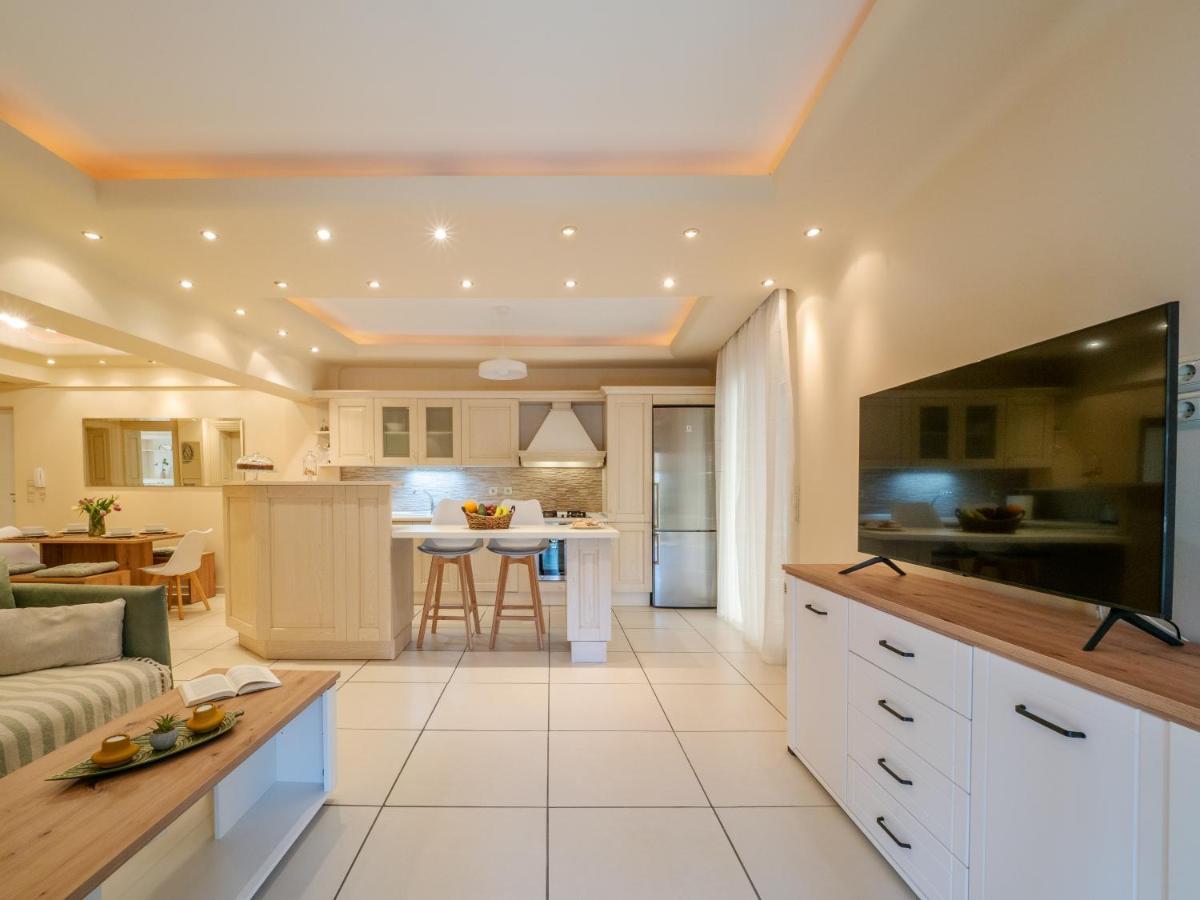 Aura Elegant Apartment Near Garitsa Bay Análipsis Dış mekan fotoğraf