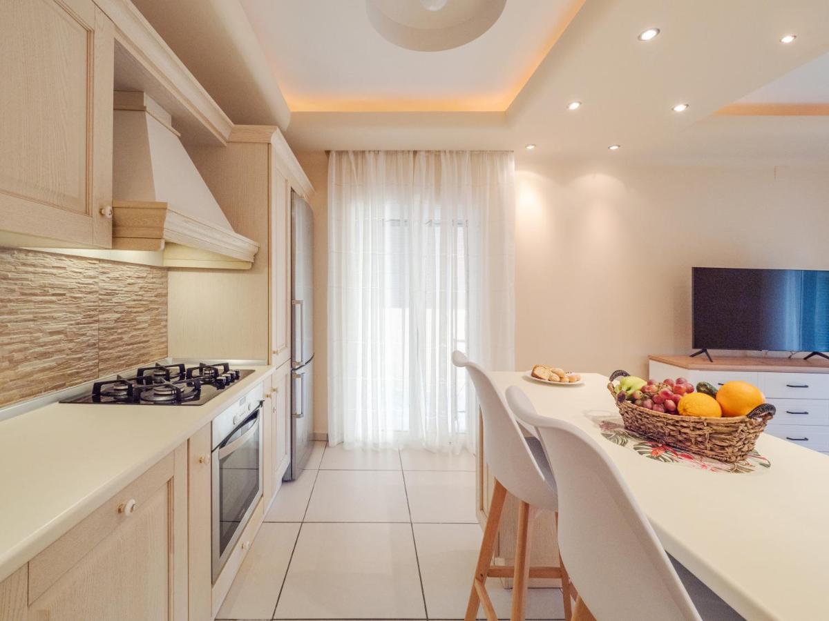 Aura Elegant Apartment Near Garitsa Bay Análipsis Dış mekan fotoğraf